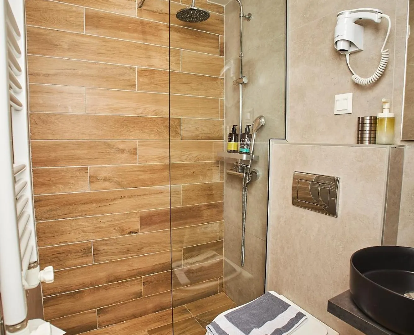 Starlights Wonderful View Apartments By Binobi! Thessaloniki 0*,
