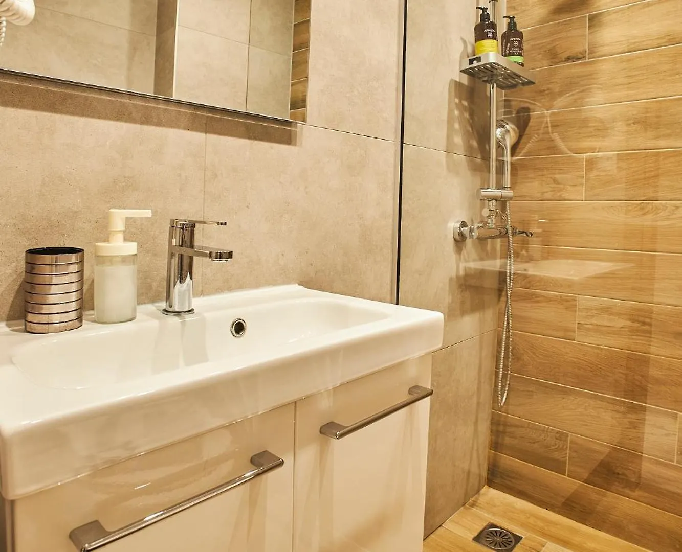 Starlights Wonderful View Apartments By Binobi! Thessaloniki